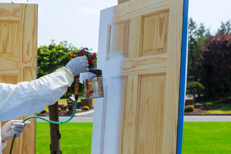 Professional Wood Painting in Tallahassee, FL